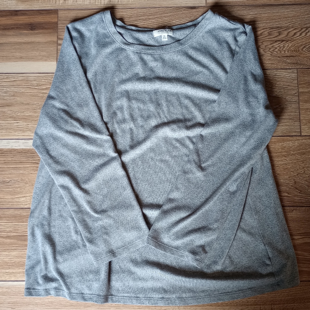 Anne Klein Gray Long Sleeve Lightweight Sweater